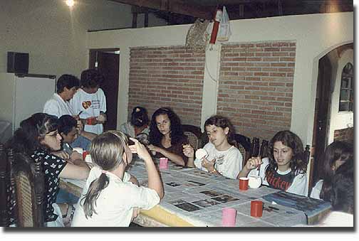 educ1.jpg (26800 bytes)